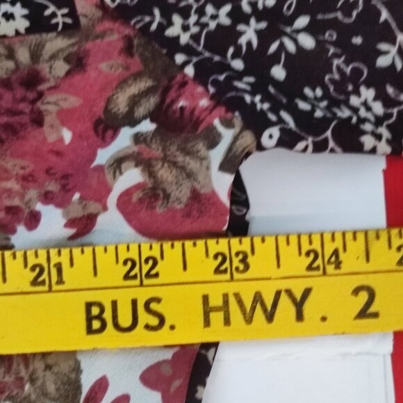 Gloria Vanderbilt  lightweight blouse asymmetric floral pattern women's XL - Picture 7 of 8